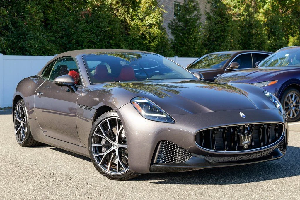 2026 Maserati GranCabrio -'s photo