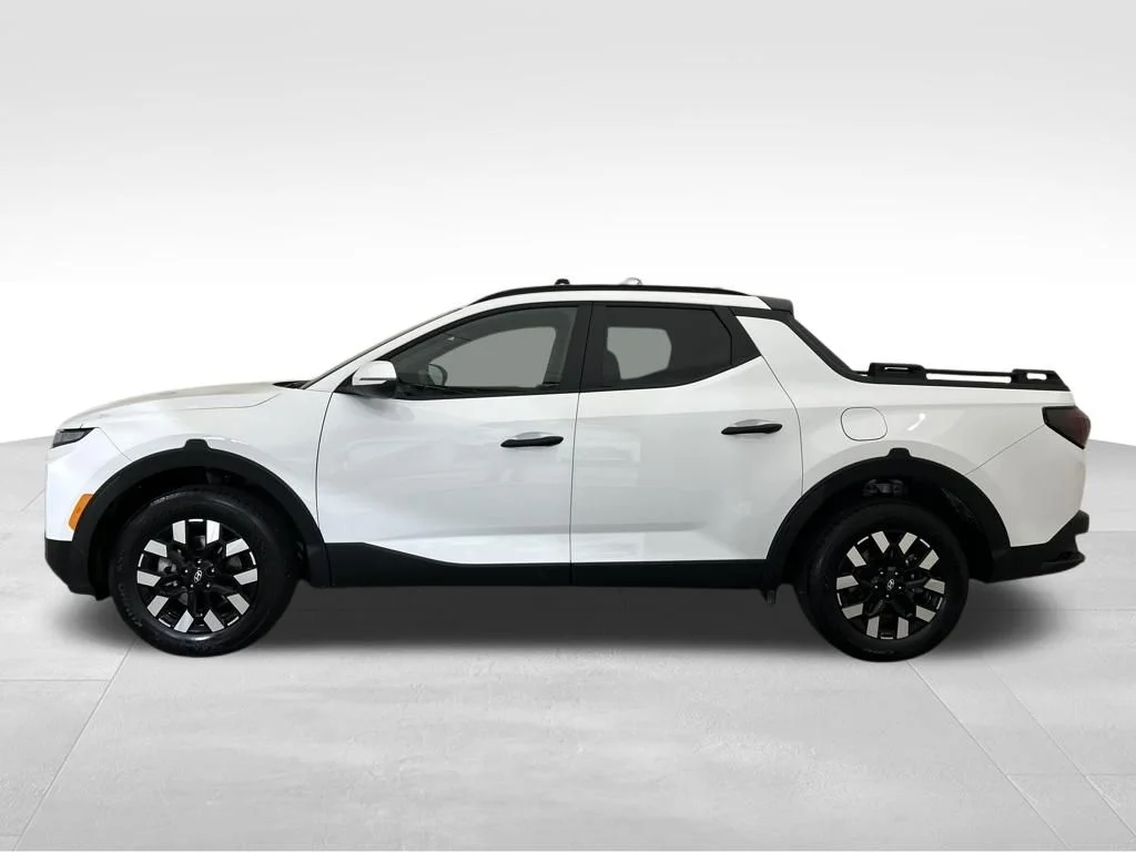 Used 2026 White Hyundai SEL image 2