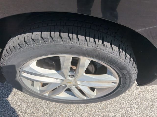 Used 2018 Black Chevrolet Premier image 11
