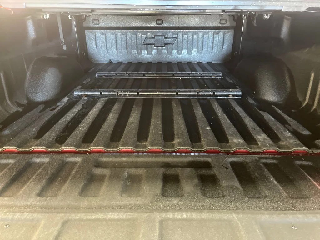 Used 2015 Red Chevrolet LTZ image 27
