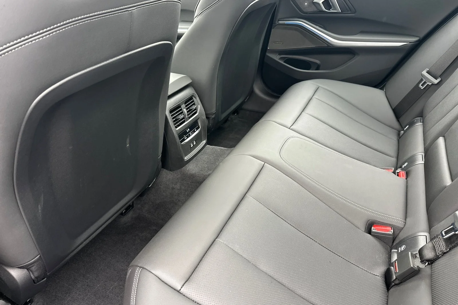Used 2026 Jet Black BMW 330i image 11