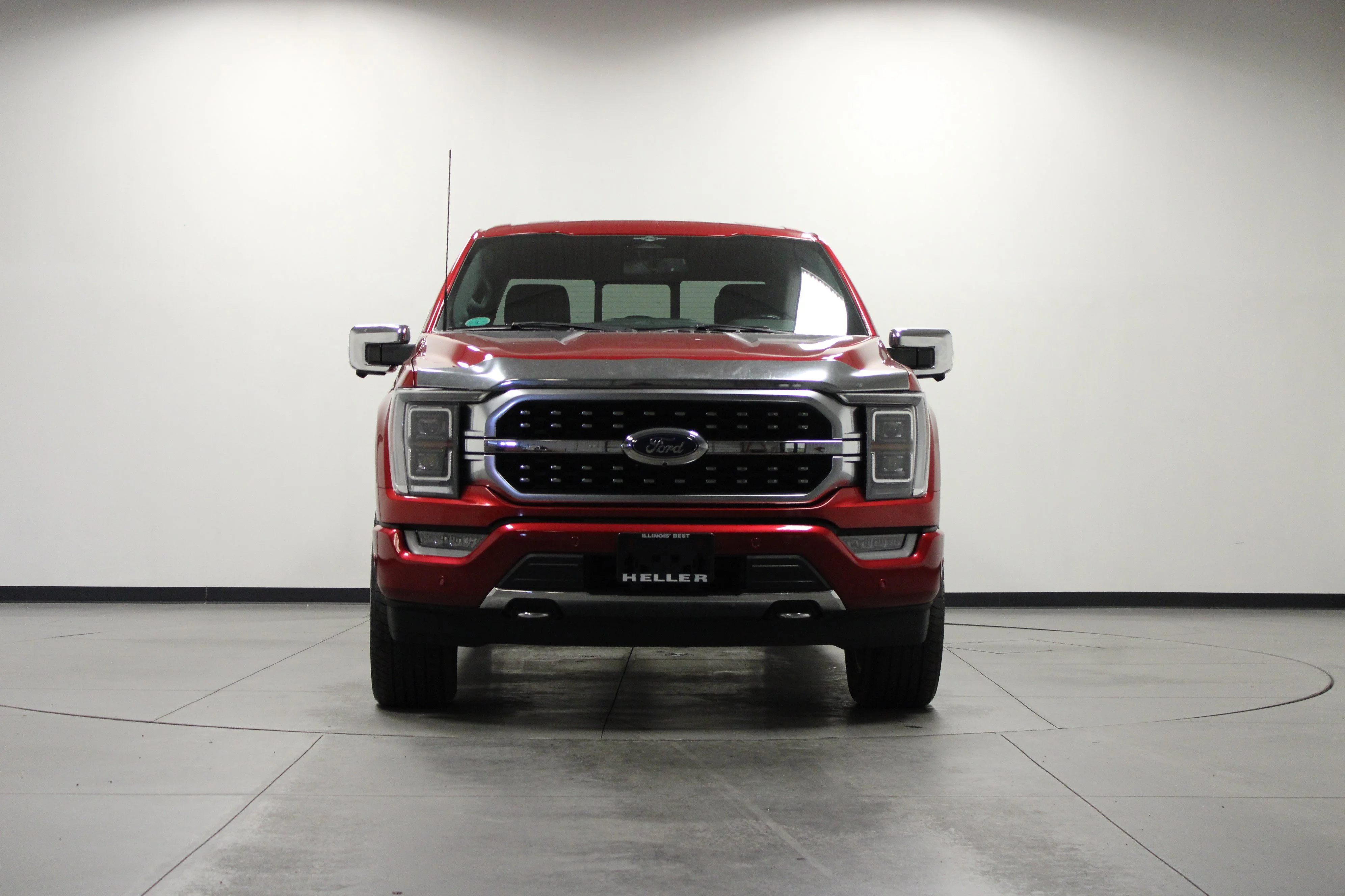 Used 2023 Rapid Red Metallic Tinted Clearcoat Ford Platinum image 9