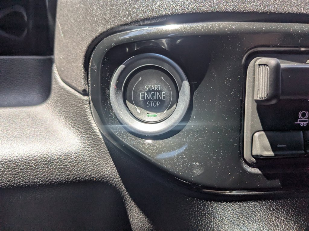 Used 2026 Summit White Chevrolet LT image 20