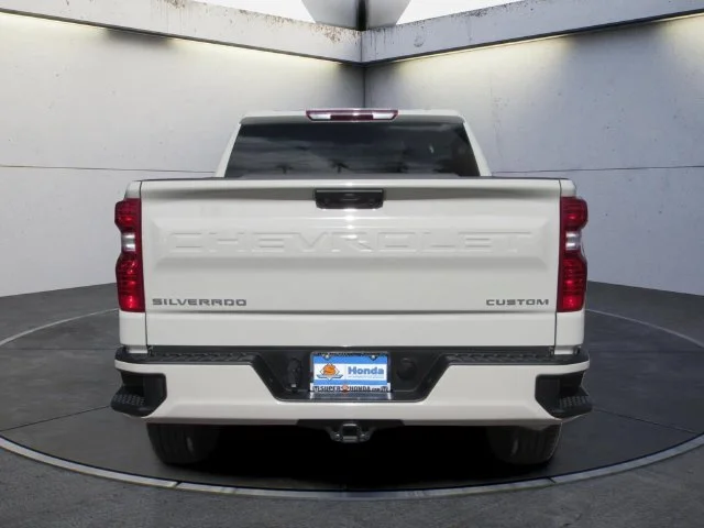 Used 2026 White Chevrolet Custom image 7