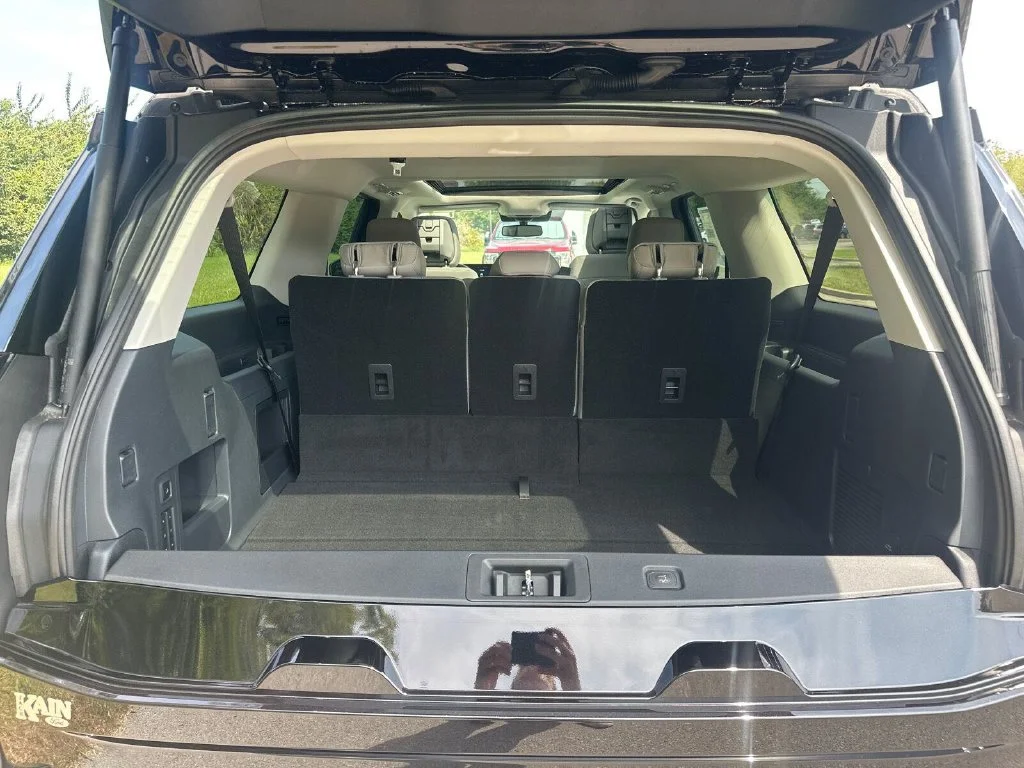 New 2027 Black Ford Active image 7