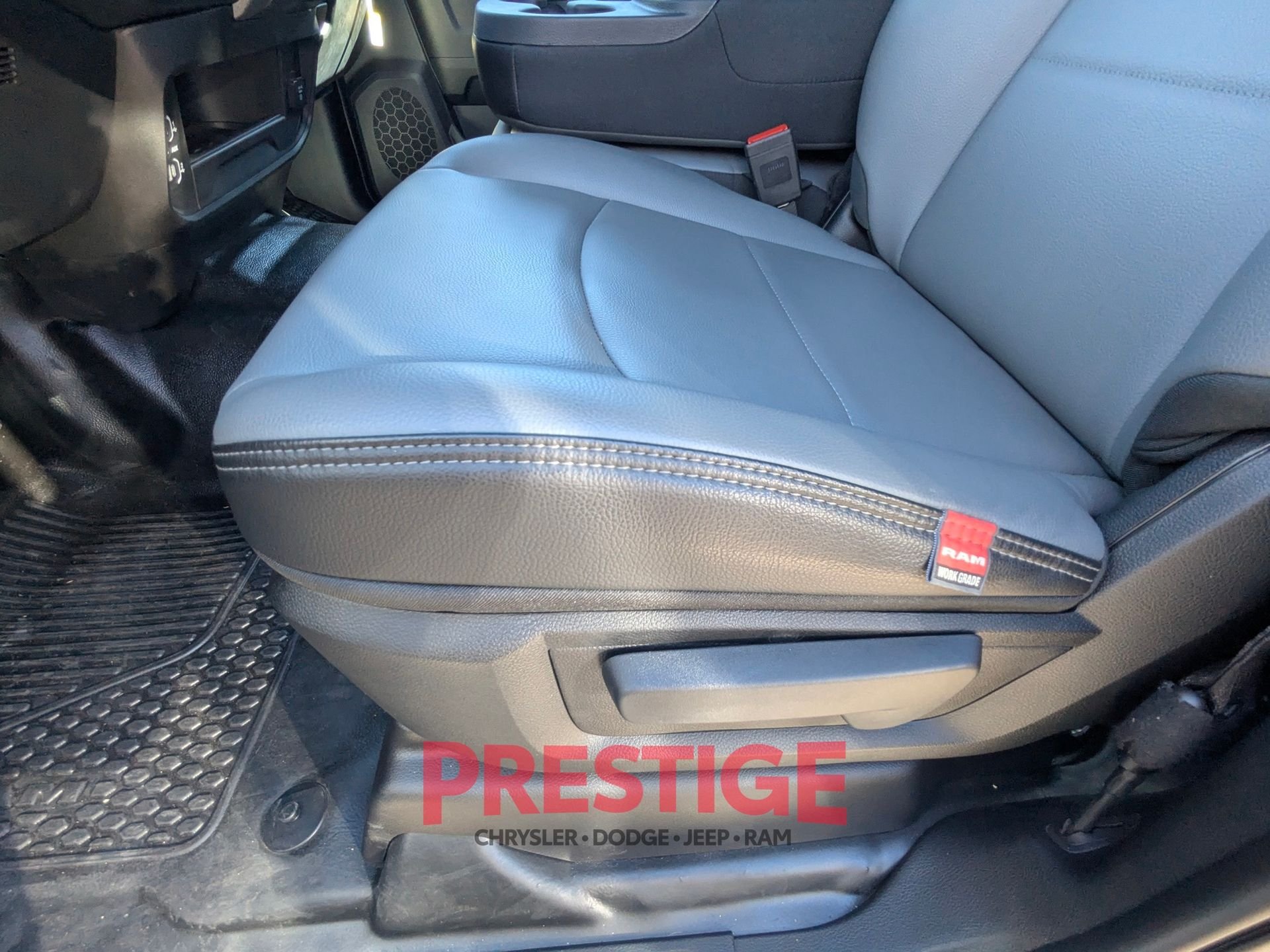 2025 RAM 2500 Tradesman - Photo 27