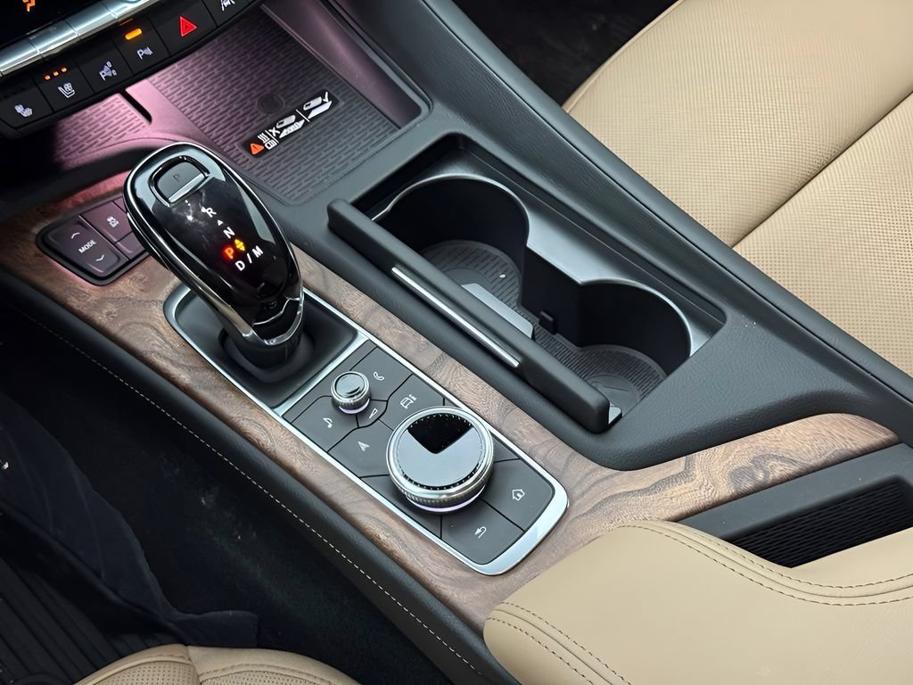 New 2026 Vibrant White Tricoat Cadillac Premium Luxury image 21