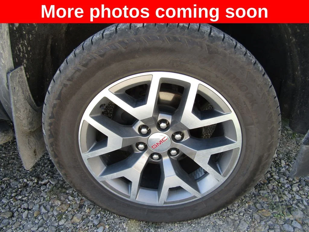 Used 2018 Onyx Black GMC SLT image 10