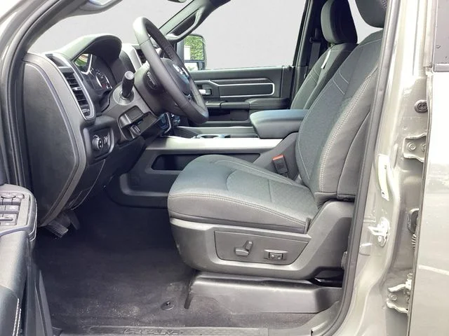 New 2026 Ceramic Gray Clearcoat Ram BIG HORN CREW CAB 4X4 6
