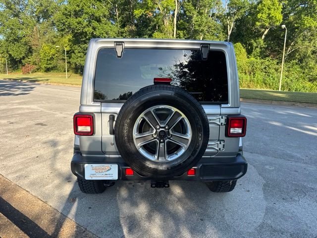 Used 2020 Silver Jeep Unlimited Sahara image 6
