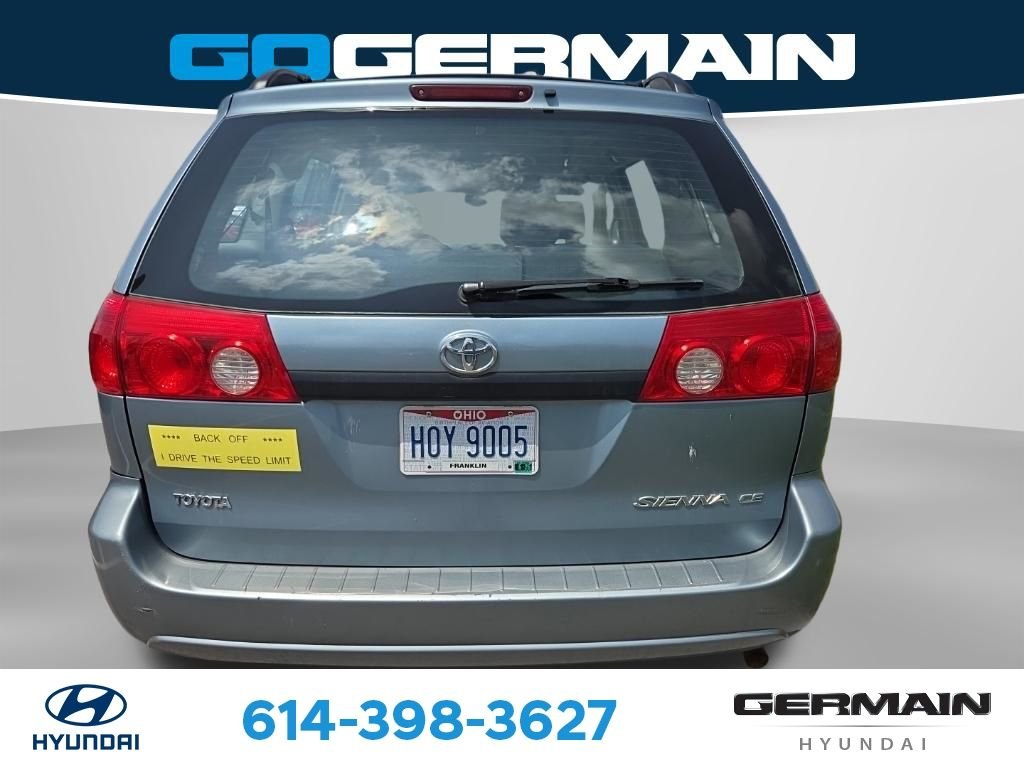 Used 2008  Toyota  image 7
