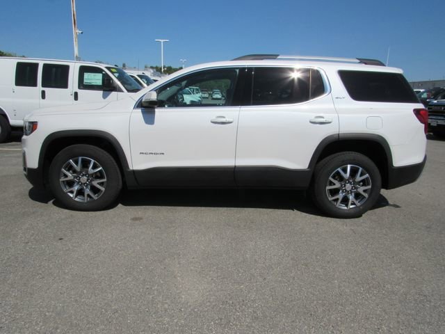 Used 2023 White Frost Tricoat GMC SLT image 3