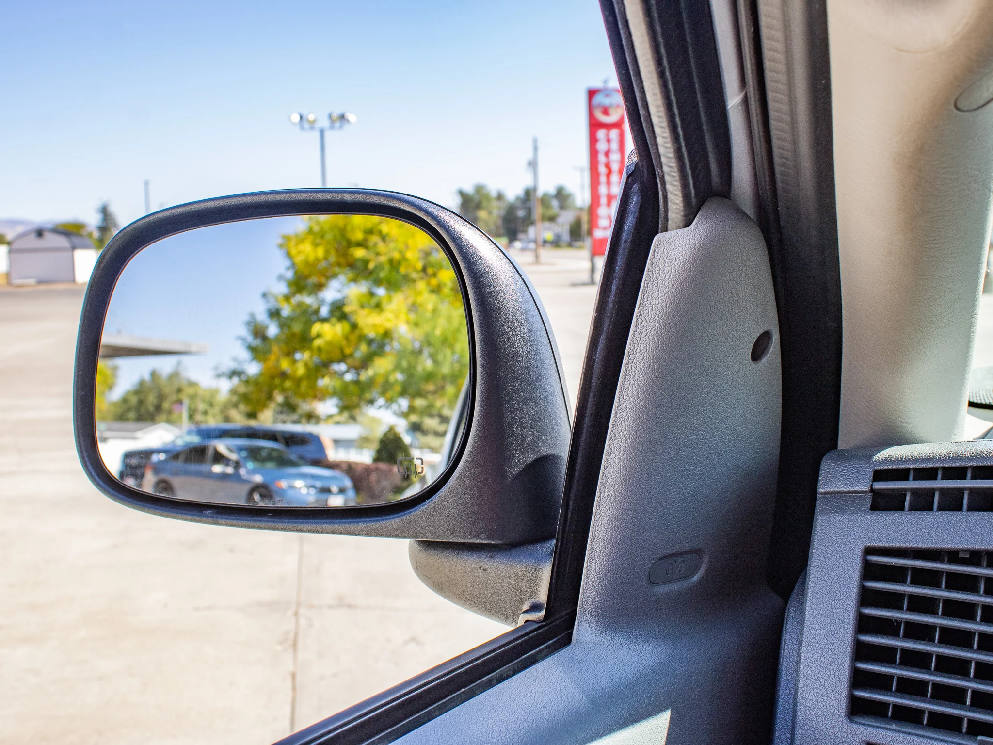 Used 2007  Dodge SLT image 28