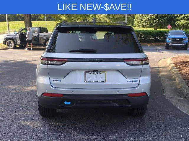 Used 2025 Silver Jeep Trailhawk 4xe image 4