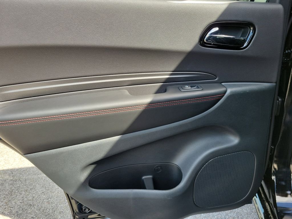 New 2026 Diamond Black Clear-Coat Exterior Paint Dodge GT image 19