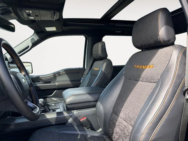 Used 2025 White Ford Tremor image 11