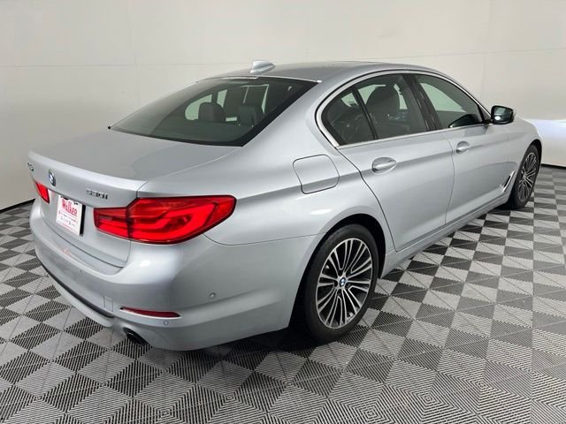 Used 2019 Silver BMW 530i image 7