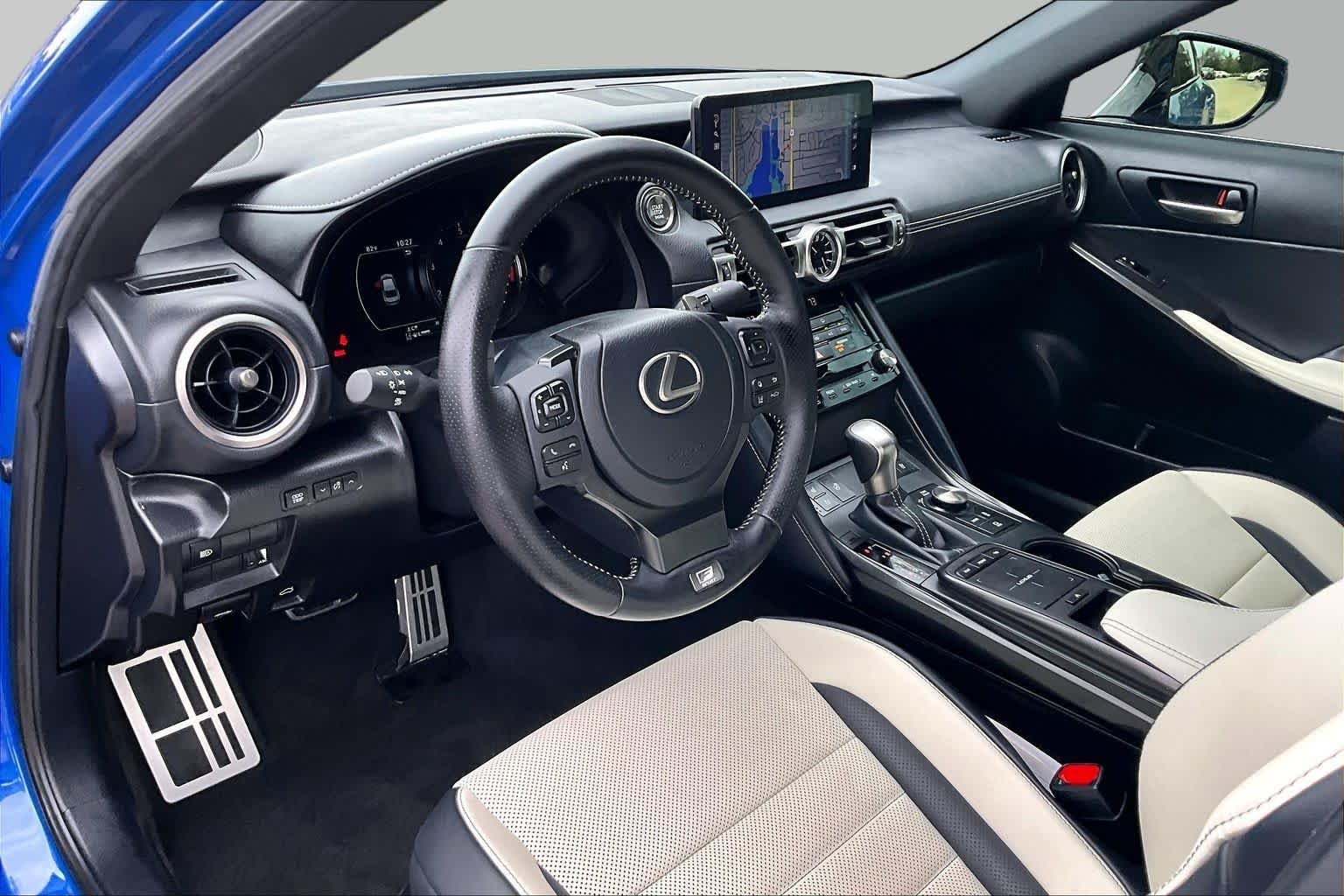 Certified Used 2022 Grecian Water Lexus F SPORT image 18