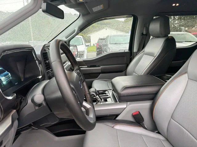 Used 2025 Antimatter Blue Metallic Ford Lariat image 24