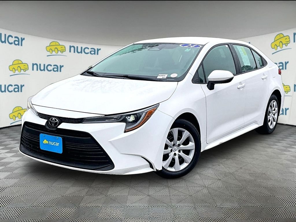 Used 2024 White Toyota LE image 3