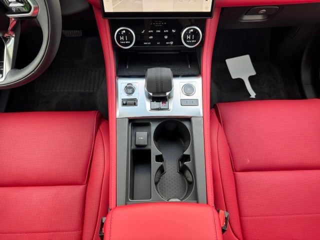 2026 Jaguar F-Pace R-Dynamic S - Photo 27