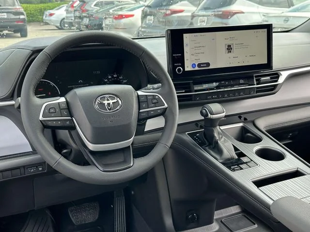 Used 2026 Ice Cap Toyota XLE image 2