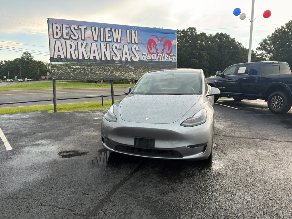 Used 2024 Sliver Tesla Long Range image 2