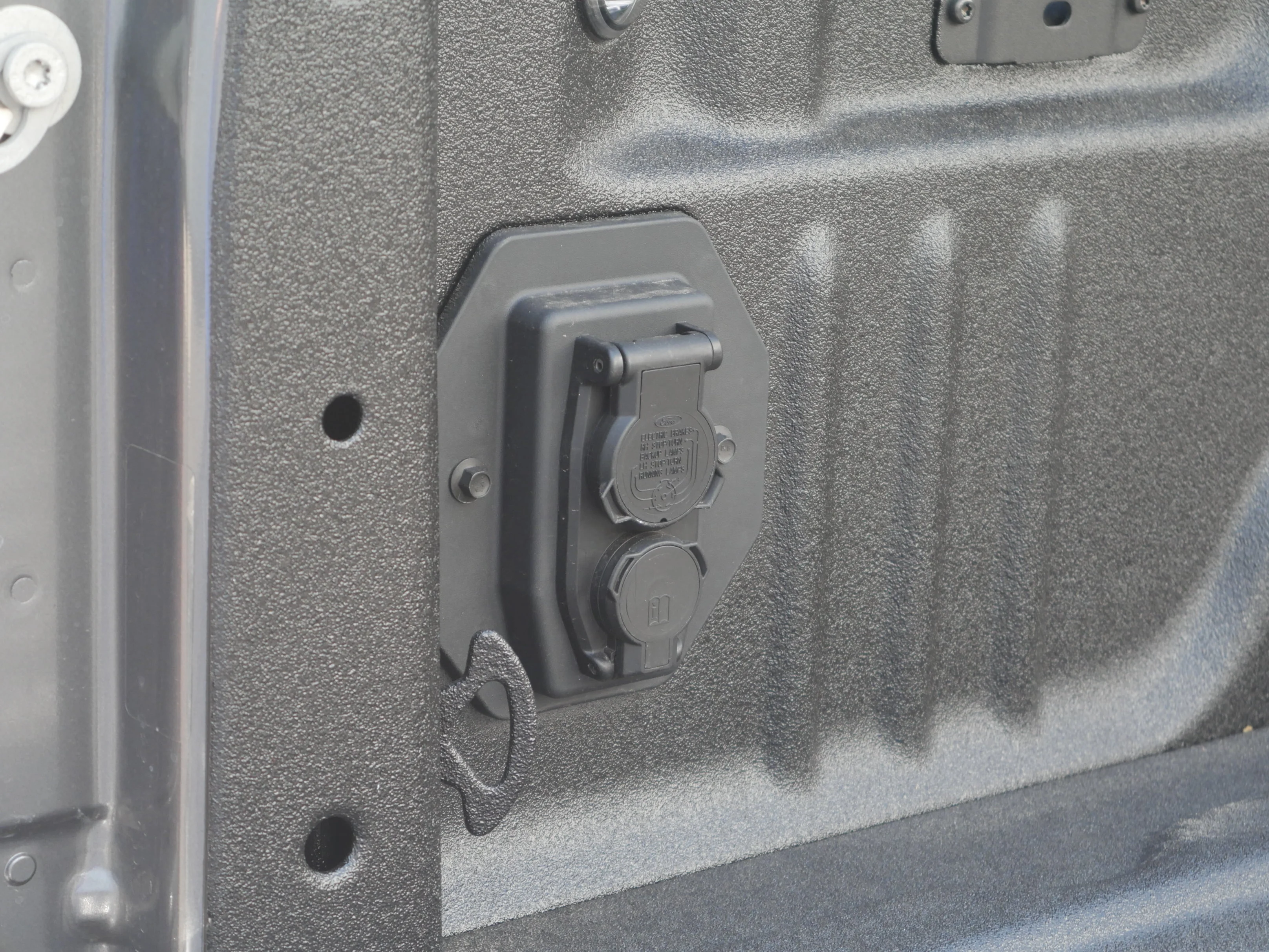 New 2026 Carbonized Gray Metallic Ford Platinum image 28