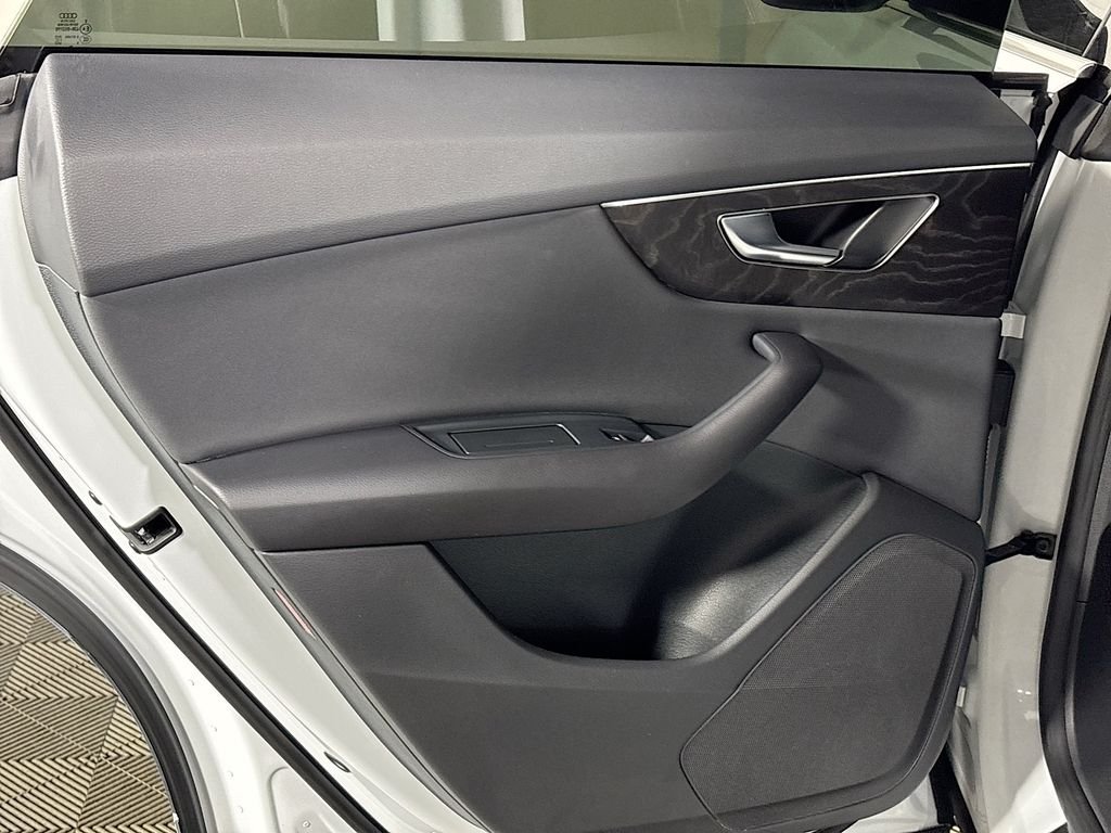 Used 2023 White Audi 55 Premium image 20