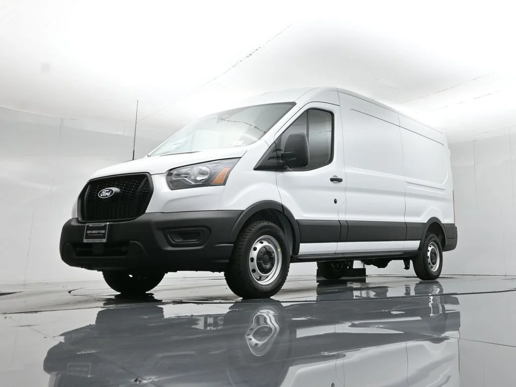 New 2026 White Ford Base image 40