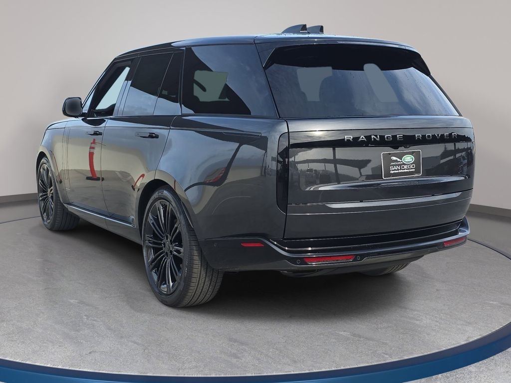 New 2026 Carpathian Grey Land Rover SE image 7