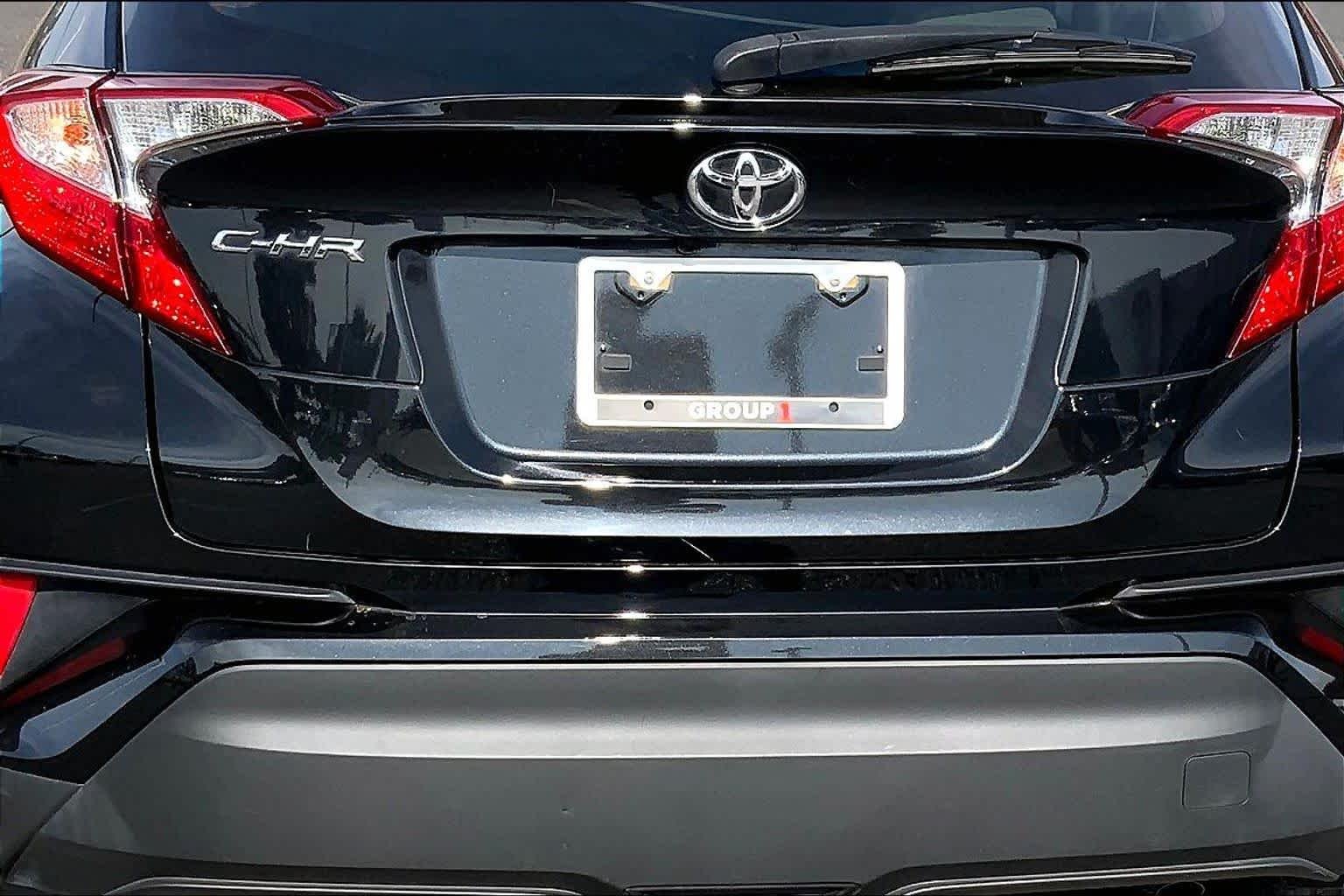 Used 2020 Black Sand Pearl Toyota XLE image 31