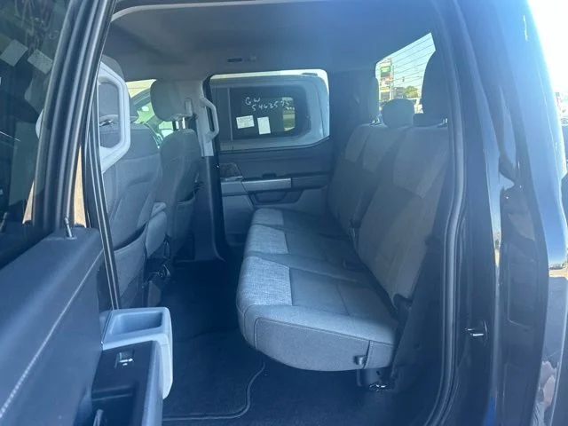 Used 2023 Black Ford XLT image 6