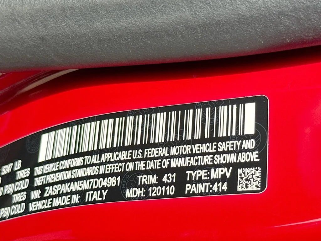 Used 2021 Alfa Rosso Alfa Romeo Sprint image 31