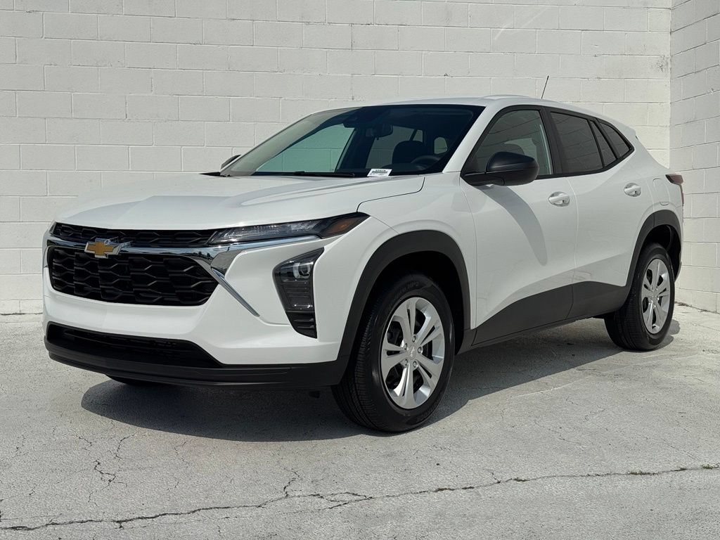 2026 Chevrolet Trax LS - Photo 8