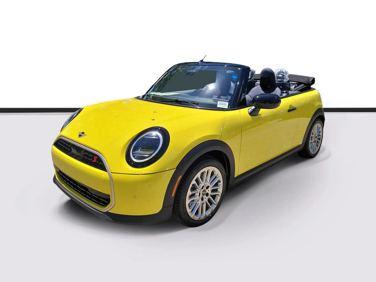 New 2026 Yellow MINI Signature Plus image 2