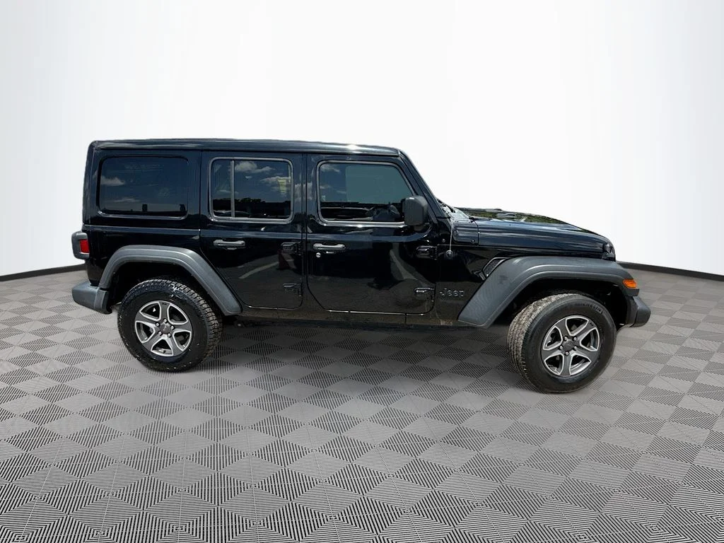 Used 2022 Black Jeep Unlimited Sport S image 5