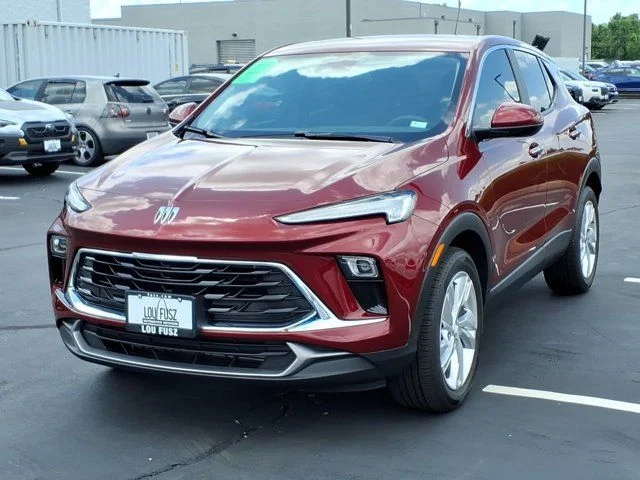 Used 2024 Red Buick Preferred image 2