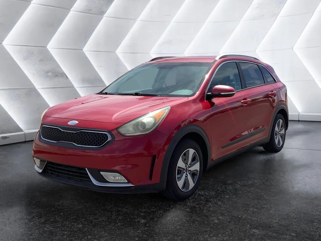 Used 2018 Red Kia EX image 3
