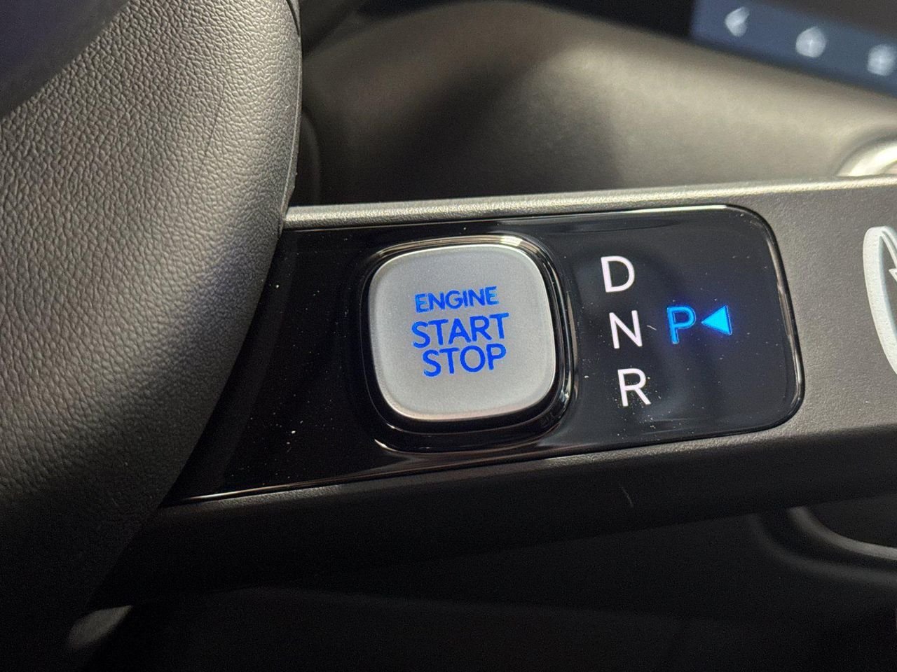 New 2026 White Hyundai Blue SEL Premium 8P image 21