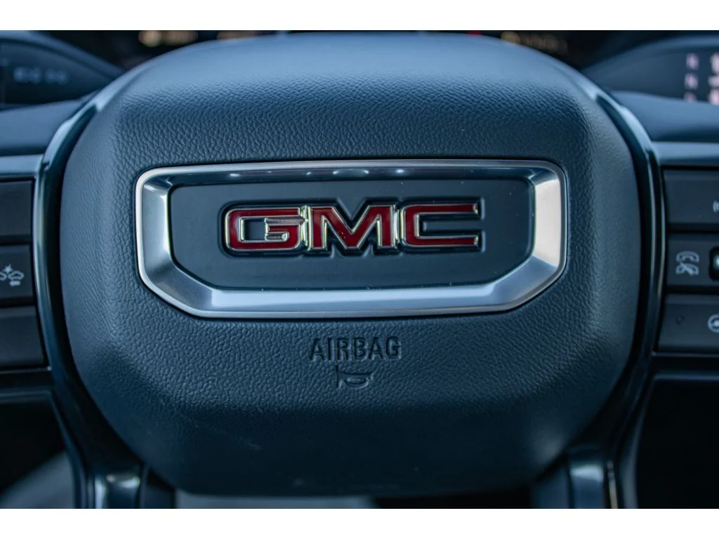 New 2026 RIVERSTONE METALLIC GMC AWD AT4 image 41