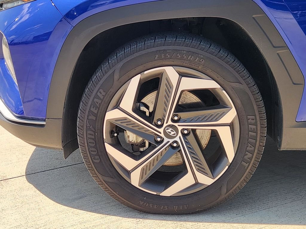 Used 2022 Intense Blue Hyundai SEL image 12