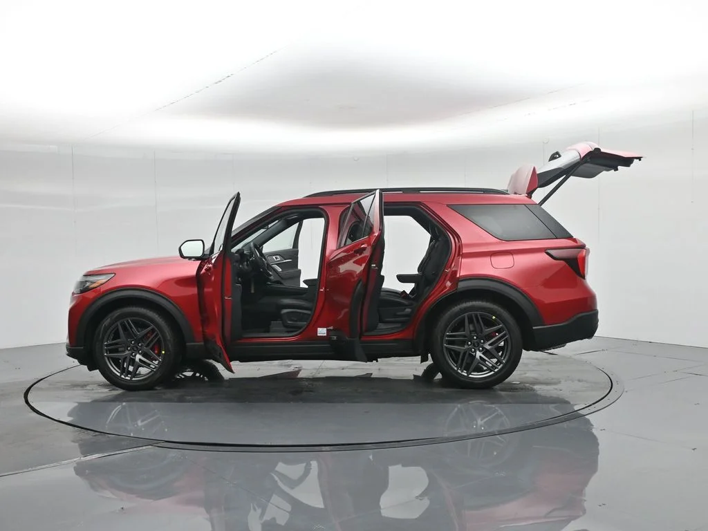 New 2026 Rapid Red Metallic Tinted Clearcoat Ford ST image 41