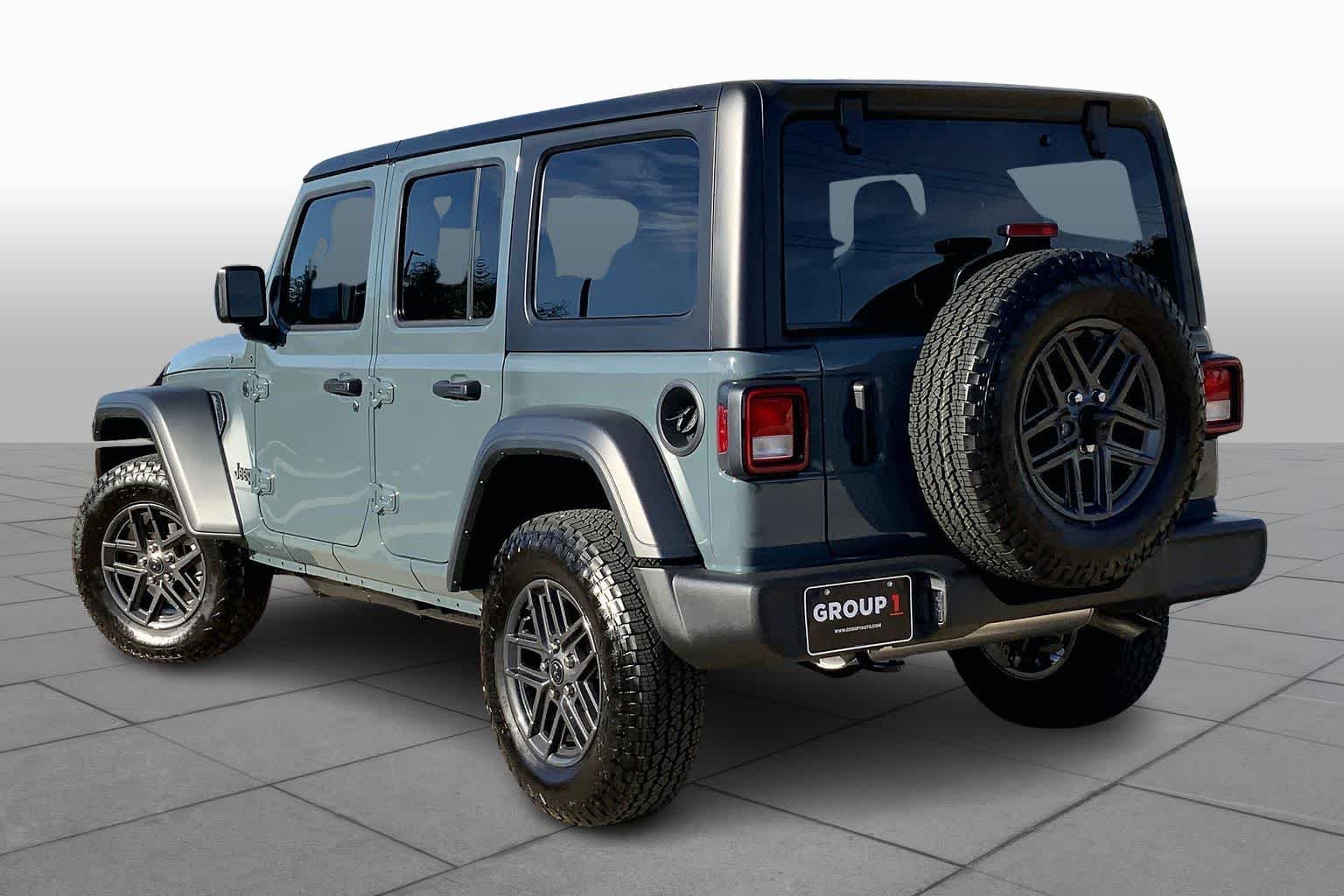 New 2026 Anvil Clearcoat Jeep Sport S image 12