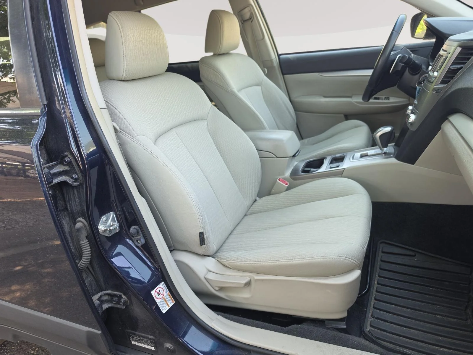 Used 2012 Deep Indigo Pearl Subaru 2.5i Prem image 27