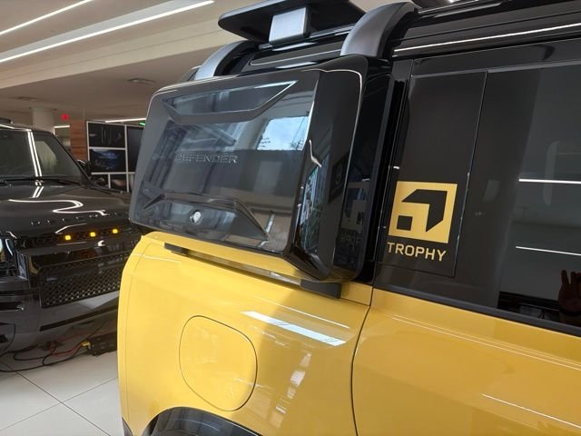 New 2026 Deep Sandglow Yellow Land Rover Trophy Edition Deep Sandglow image 15