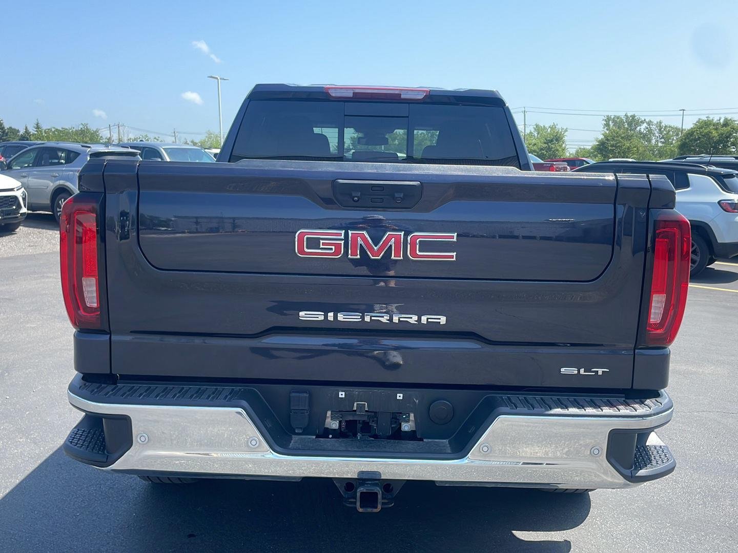 Used 2024 Titanium Rush Metallic GMC SLT image 9