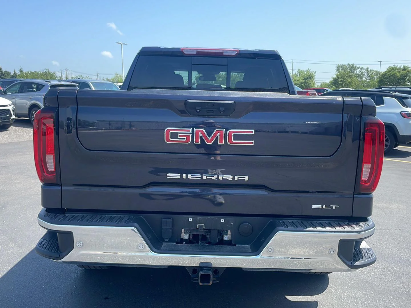 Used 2024 Titanium Rush Metallic GMC SLT image 9