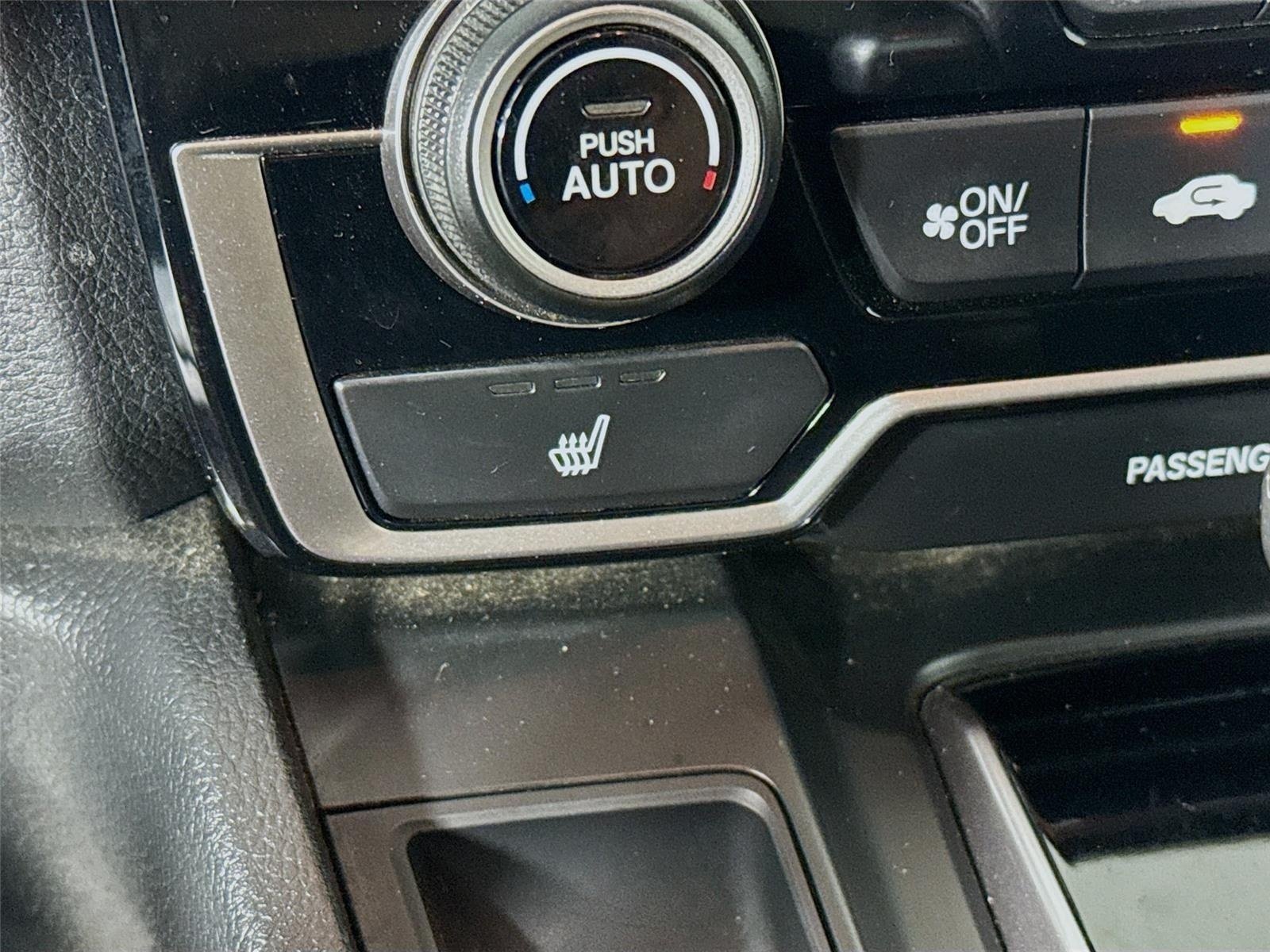 Used 2017 White Honda EX image 21