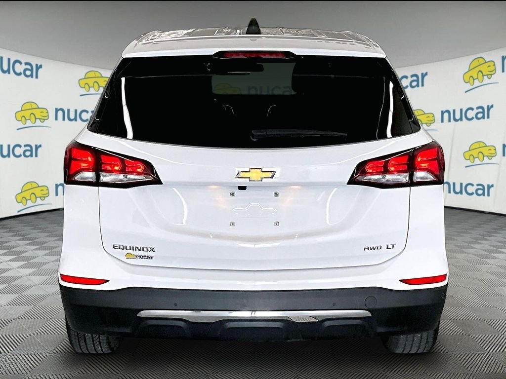 Used 2024 Summit White Chevrolet LT image 5